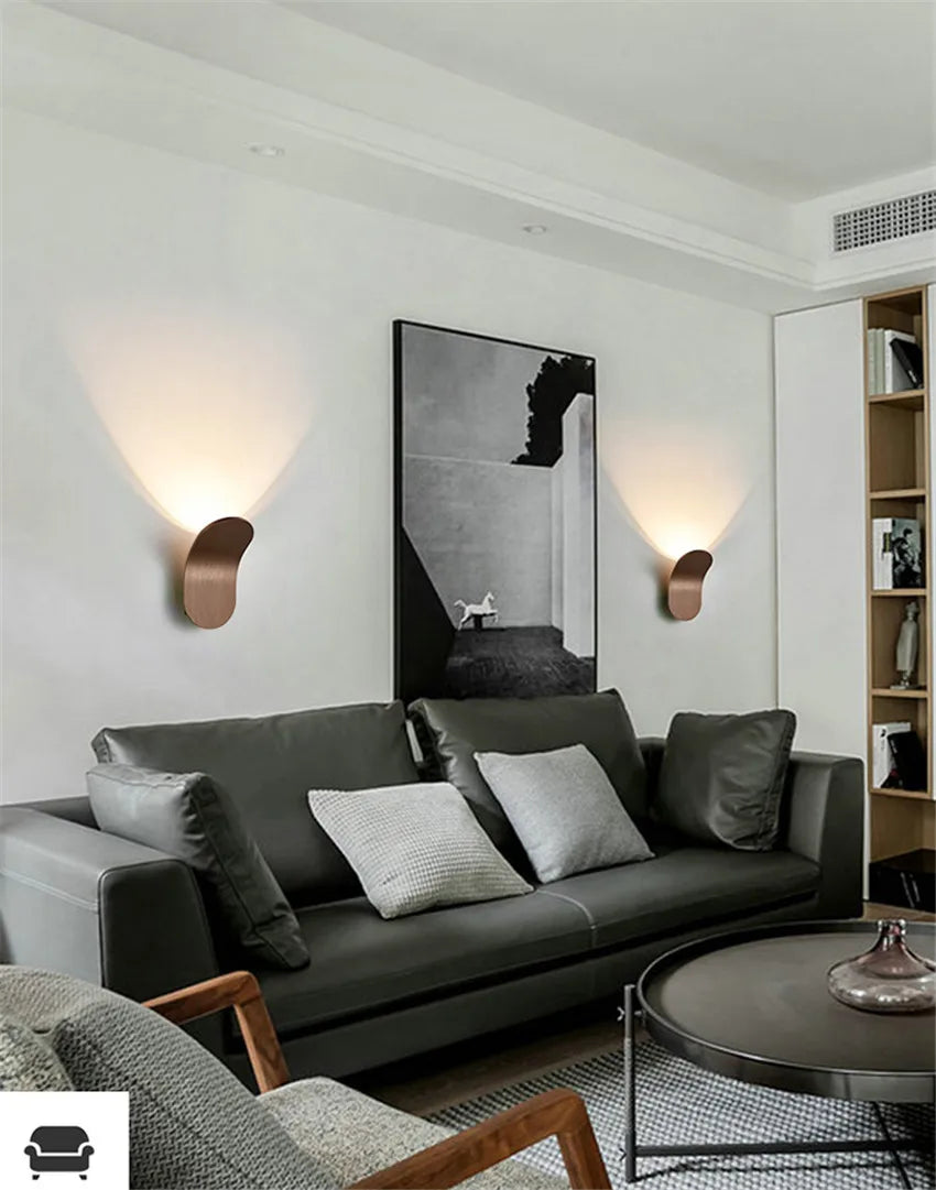 APPLIQUE CURVE MODERNO | LINEA ESSENZA