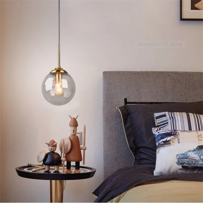 LAMPADARIO LUX CON SFERA IN VETRO | COLLEZIONE ESSENZA